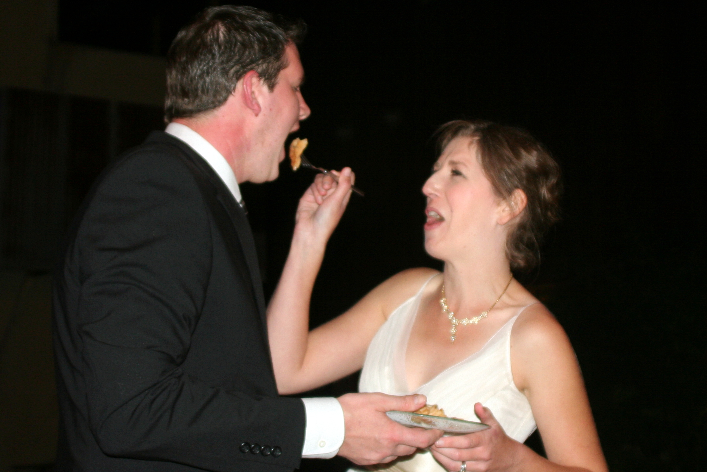Cecil eats pie